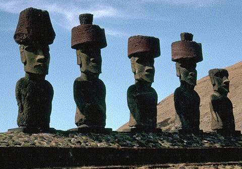 Hilera de Moai